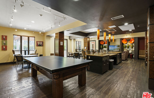 1 bed, 1 bath, 735 sqft, $2,500, Unit 308