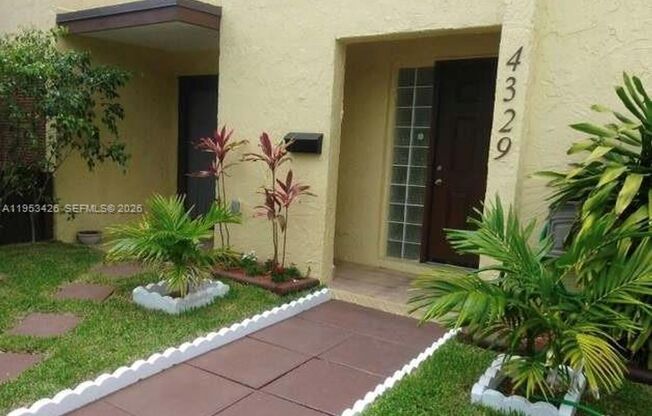4329 NW 3RD AVE DEERFIELD BEACH, FL 33064