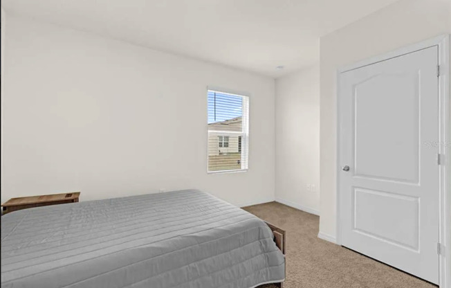 5 beds, 3 baths, $2,800