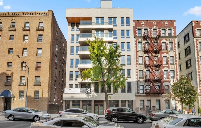 563 W 170 ST