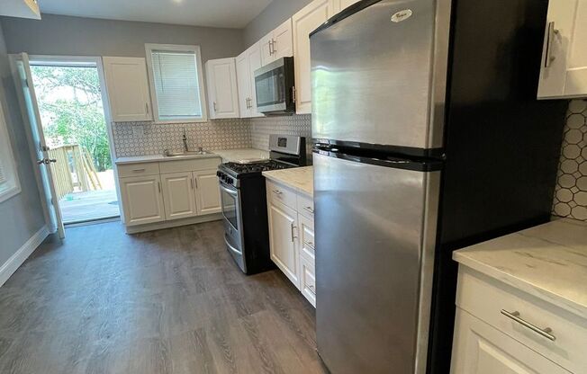 Brand new renovated townhouse with 3 bedroom and 1.5 Bath