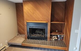 3811 IOWA DR
