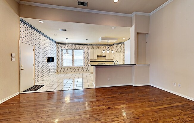 7804 AQUA VIS DR