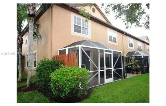1621 Barcelona Way th 6-32, Weston, FL 33327