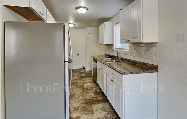 1415 W EUCLID AVE