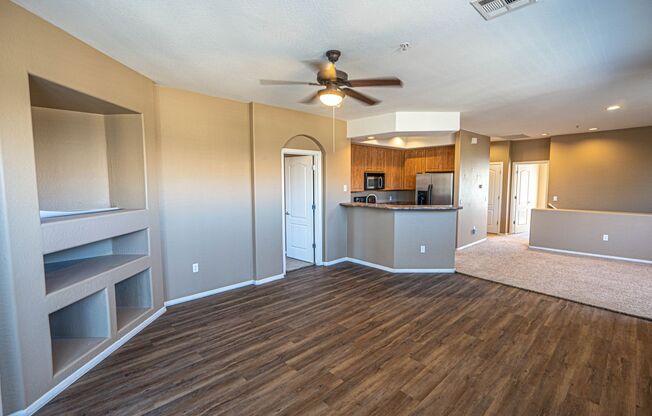 3 beds, 2 baths, $2,200, Unit # 2086