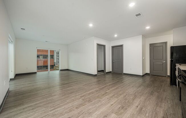 2 beds, 2 baths, 982 sqft, $1,700, Unit 804