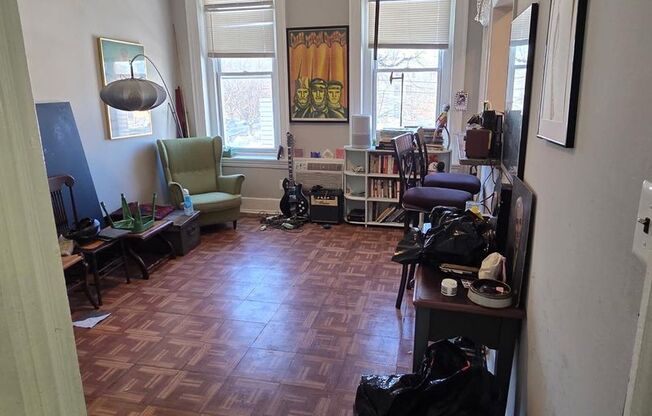 Studio, 1 bath, 300 sqft, $1,090, Unit 3412 Spring Partners LP-1C