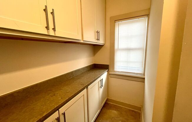 2 beds, 1.5 baths, $1,795, Unit 2