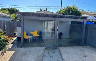 ***Private Beach Bungalow 1 bed / 1 bath - Downtown Oceanside - Available 11/10***