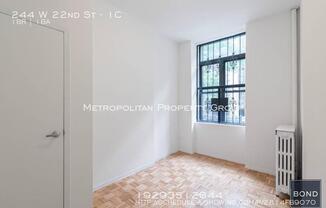 244 W 22nd St