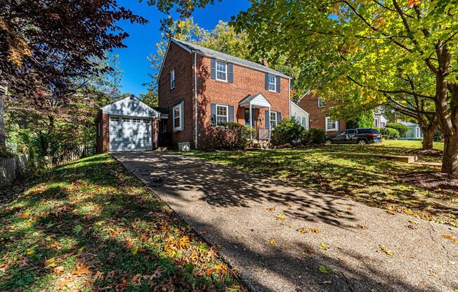 Charming 3 Bedroom Colonial Home in Bethesda