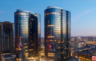 1 bed, 1 bath, 685 sqft, $2,428, Unit W1110