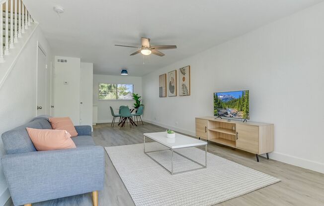 2 beds, 1.5 baths, 1,042 sqft, $1,450, Unit 115