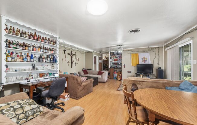 August Pre-Lease Available!! 3 Bed, 2 Bath with Huge Backyard and Covered Patio!