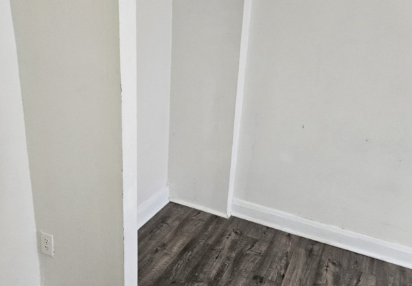1310 DARTMOUTH AVE