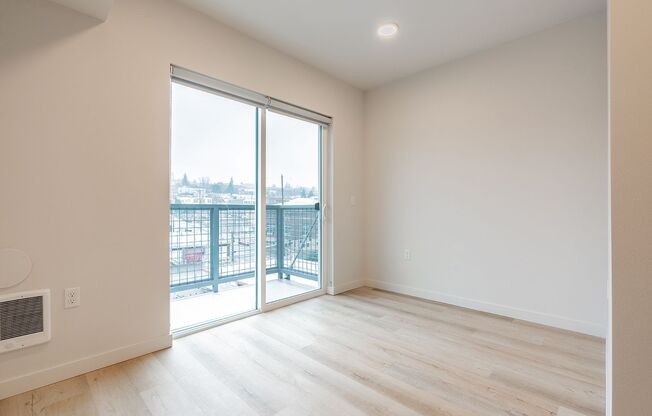 Studio, 1 bath, 284 sqft, $1,182.18, Unit 624