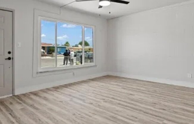 1417 DOGWOOD AVE
