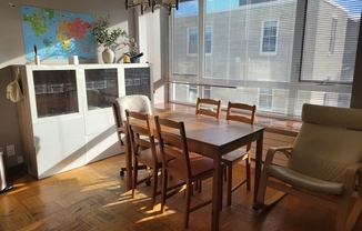 1 bed, 1 bath, 745 sqft, $3,000, Unit 32