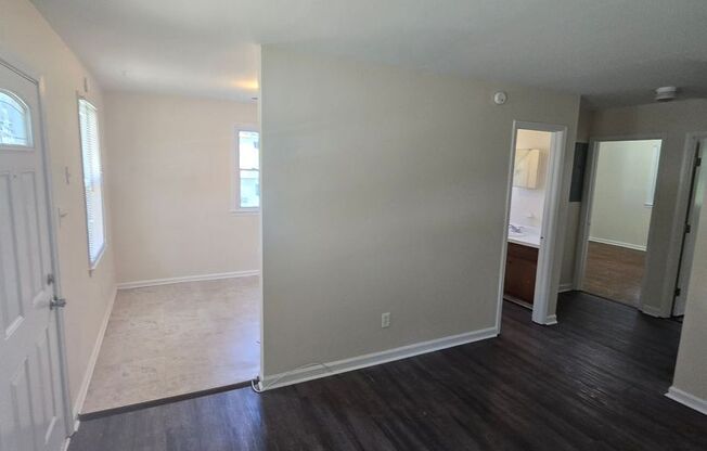 DUPLEX IN HOPEWELL