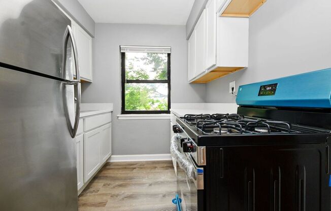 1 bed, 1 bath, 650 sqft, $2,595, Unit 10208-B2