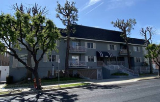 2 beds, 2 baths, $2,595