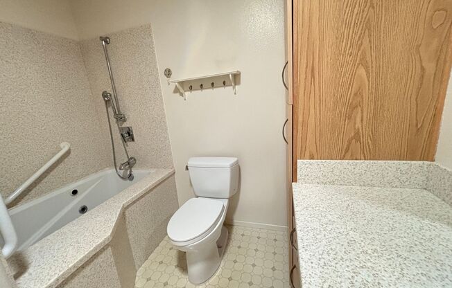 2 beds, 2 baths, $2,650