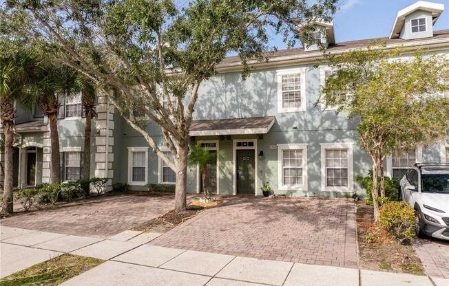 4 beds, 2 baths, 1,400 sqft, $2,500