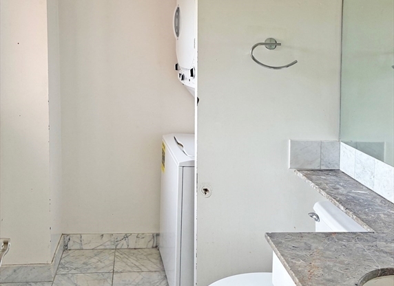 1 bed, 1.5 baths, 823 sqft, $3,300, Unit 801