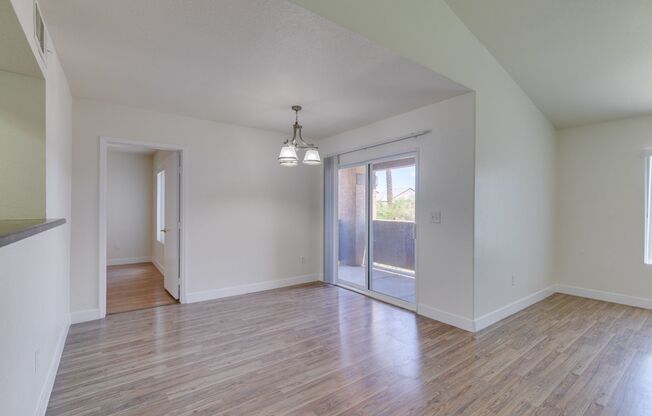 2 beds, 2 baths, $1,475, Unit UNIT 2118