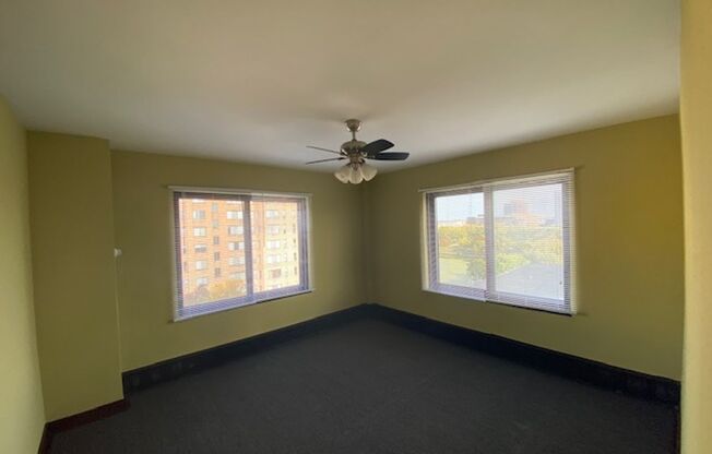 1 bed, 1 bath, 486 sqft, $1,155, Unit 316-911