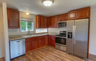 2 beds, 1 bath, $2,095