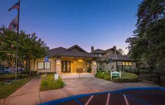 Welcome to Vintage Woods Senior Apartments | Affordable Senior Apartments 55+