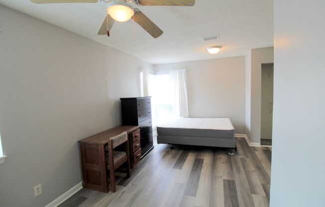 2 beds, 2 baths, $750