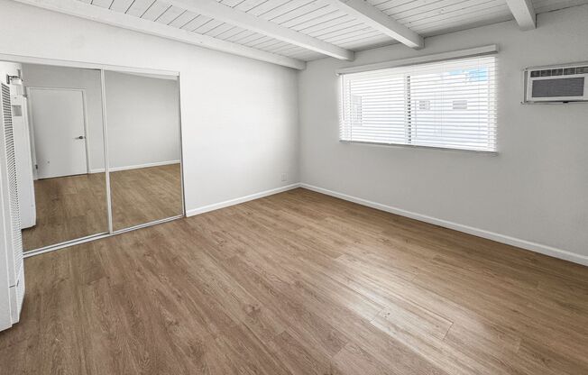 1 bed, 1 bath, 543 sqft, $2,280, Unit 8
