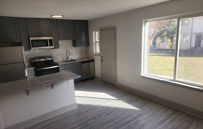 2 beds, 1 bath, 1,040 sqft, $1,750, Unit 583WD04
