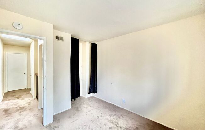 3 beds, 2 baths, $3,300, Unit UNIT C