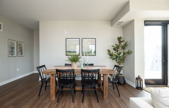 2 beds, 2 baths, 1,293 sqft, $3,795, Unit 201