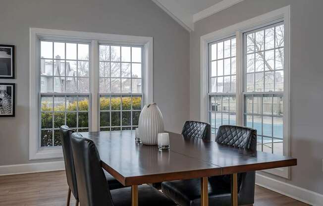Dining Table at Camden Place, Dublin Ohio