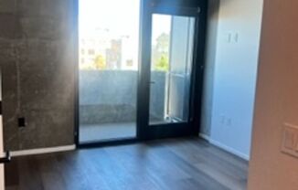 Studio, 1 bath, 354 sqft, $1,995, Unit 606