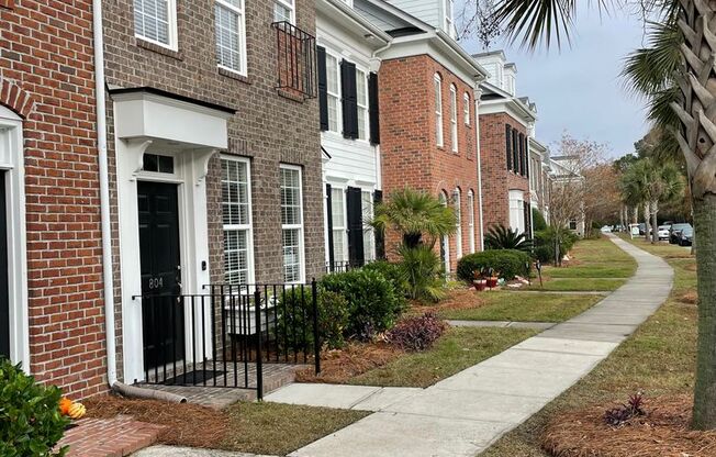 West Ashley Townhome!!