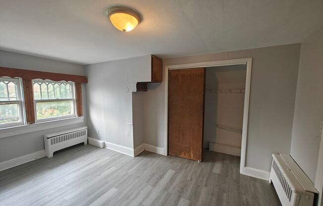 1 bed, 1 bath, $1,395, Unit 3rd Floor