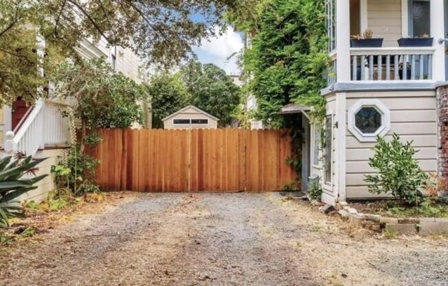 2228 McKinley Ave