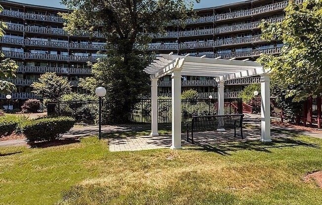 Studio, 1 bath, 397 sqft, $1,878, Unit 708