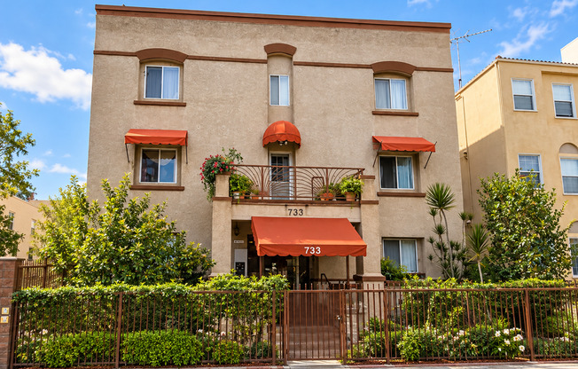 COR - 733 S. Coronado St