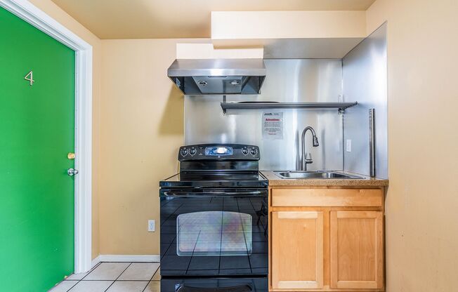 Troveré - Elevated Studio Living