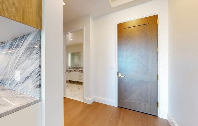 1 bed, 1 bath, 882 sqft, $6,500, Unit 4011