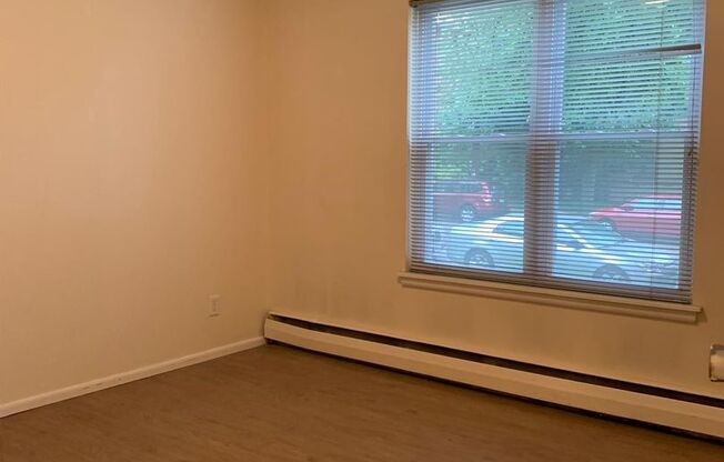 1004 Pleasant