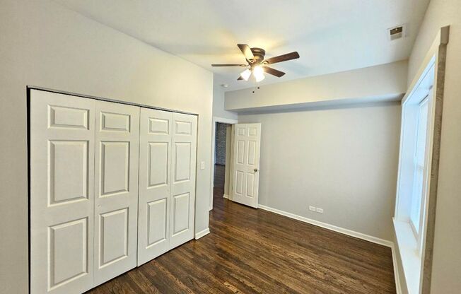 2 beds, 1 bath, $1,550, Unit 1611 #3E