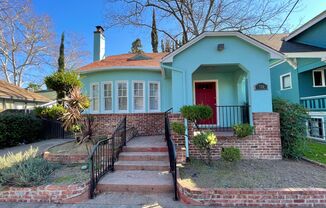 EAST SACRAMENTO 3 Bed House with Detached Home Office! 711 30th Street